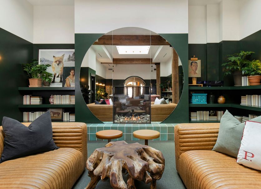 Lounge Photo