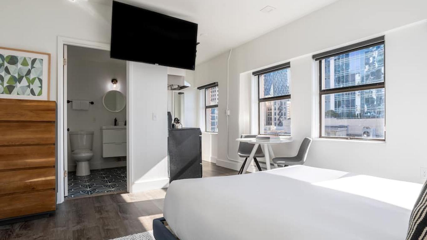 Reside Seattle Downtown, a Wyndham Residence