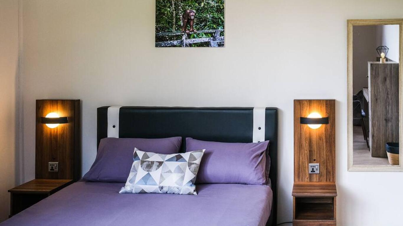 Step-in Lodge