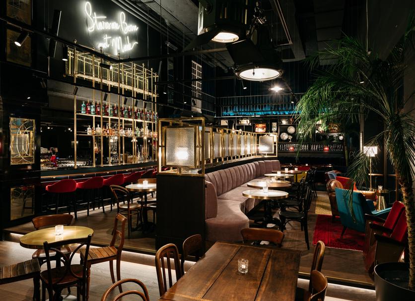 Restaurant Photo