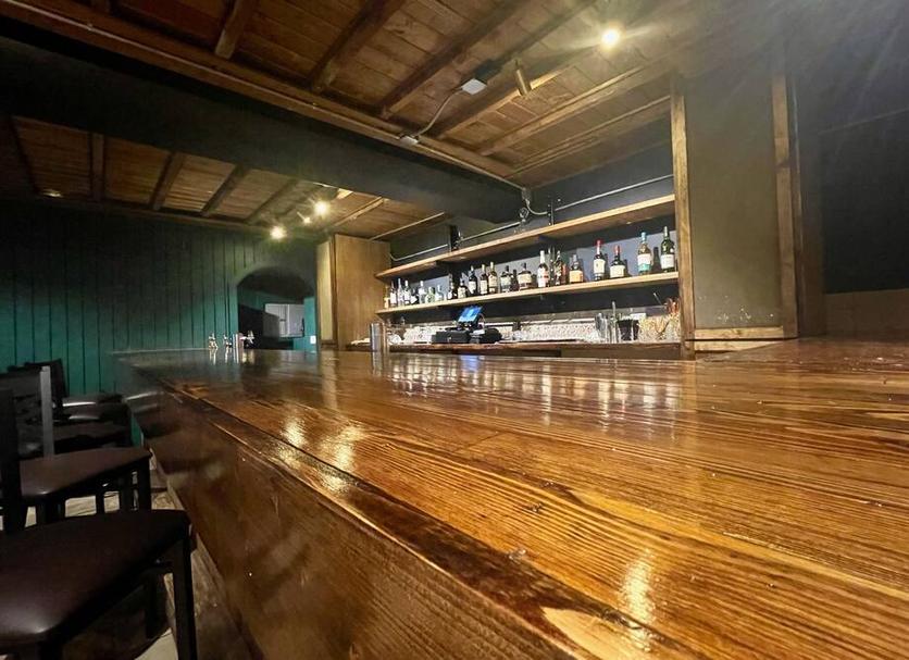 Bar Photo
