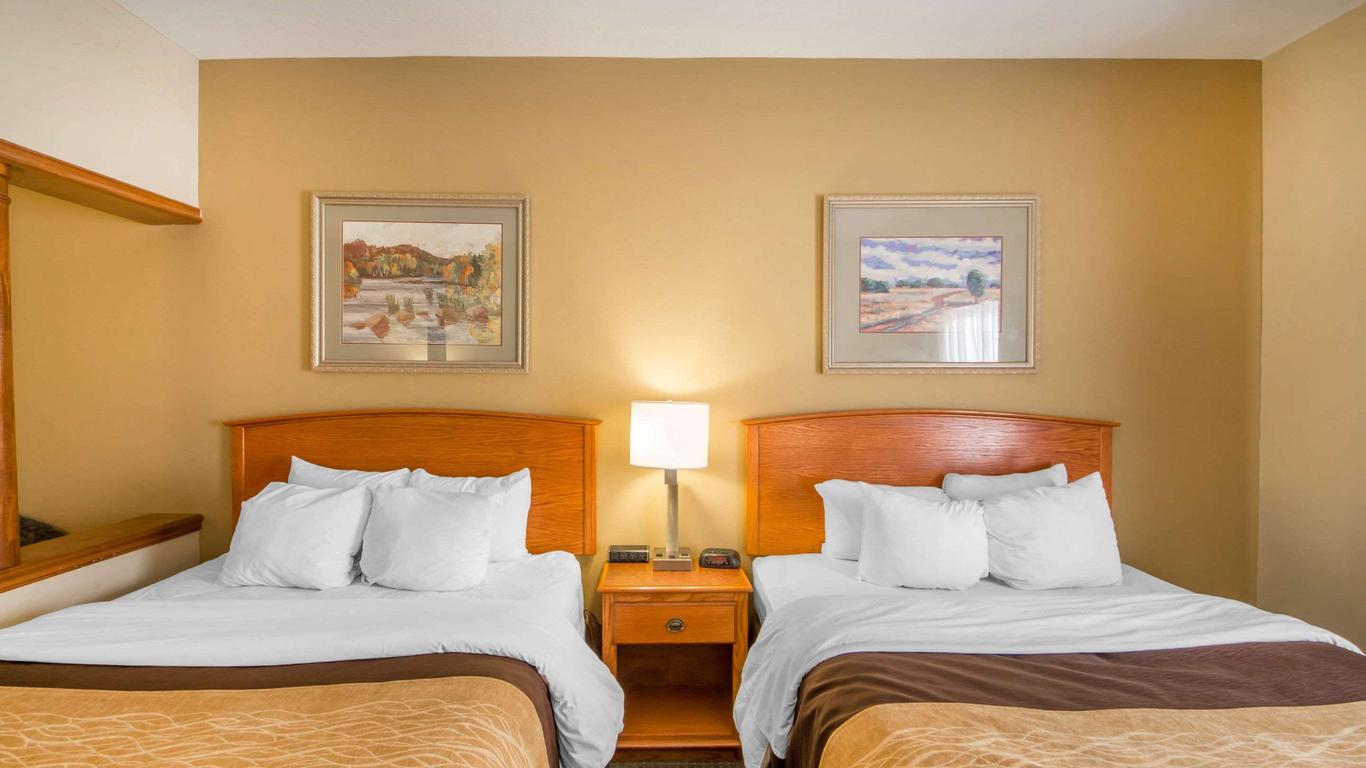 Quality Inn and Suites MidAmerica Industrial Park Area