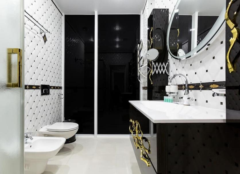 Bathroom Photo