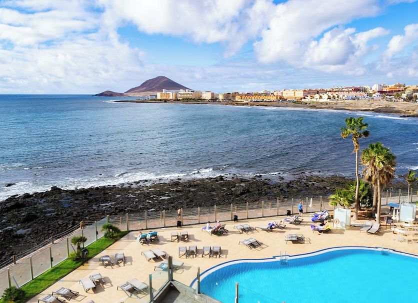 Kn Hotel Arenas Del Mar - Adults Only in El Médano with ocean-view pool and seaside coast