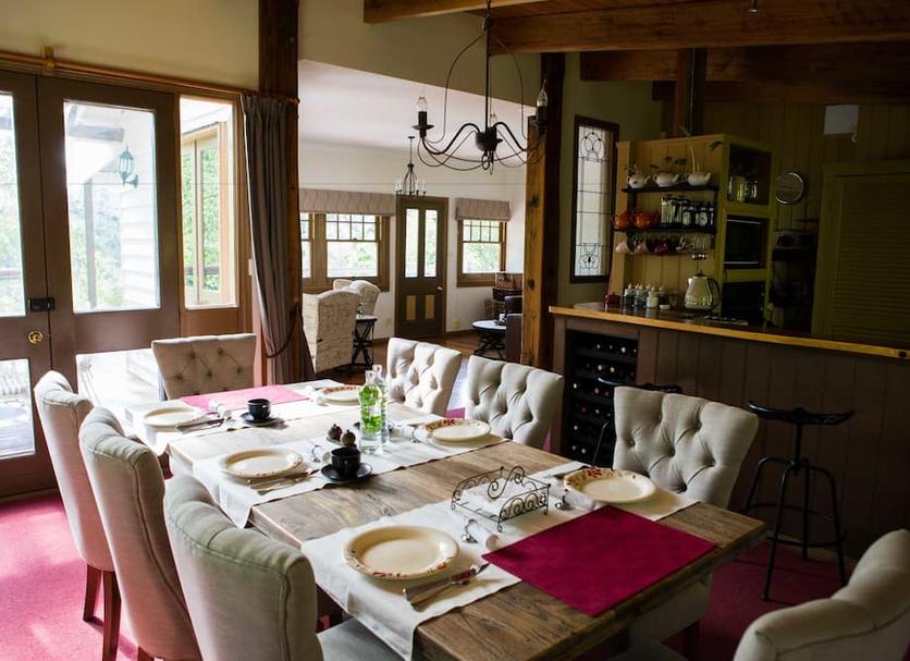 Dining room Photo