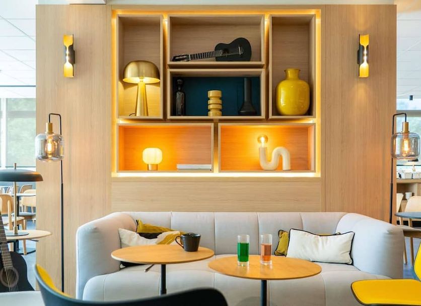 Lounge Photo