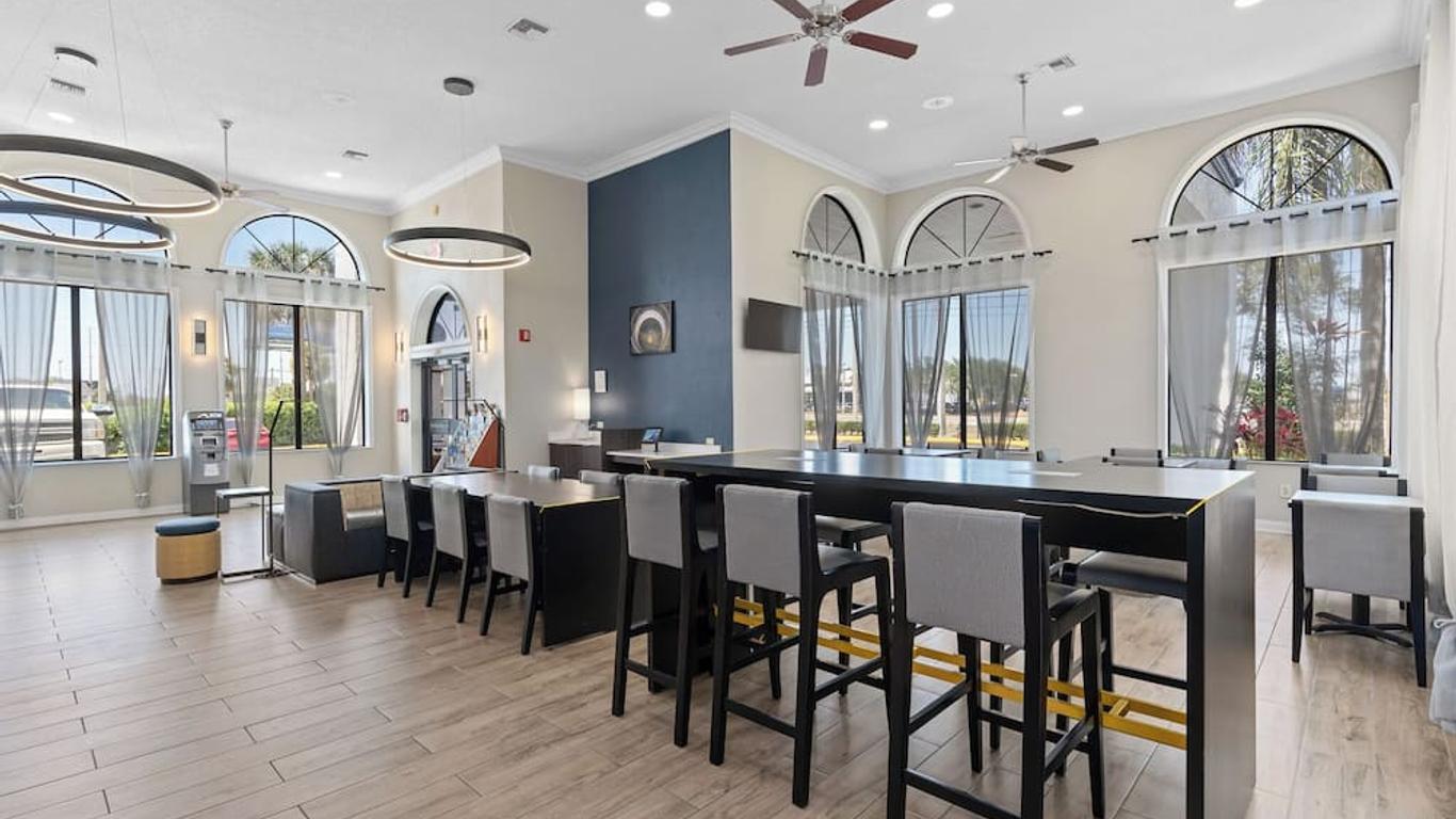 Baymont by Wyndham Orlando East