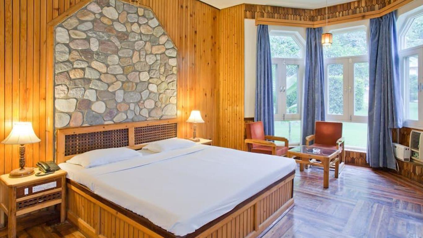 The Wild Crest Resort