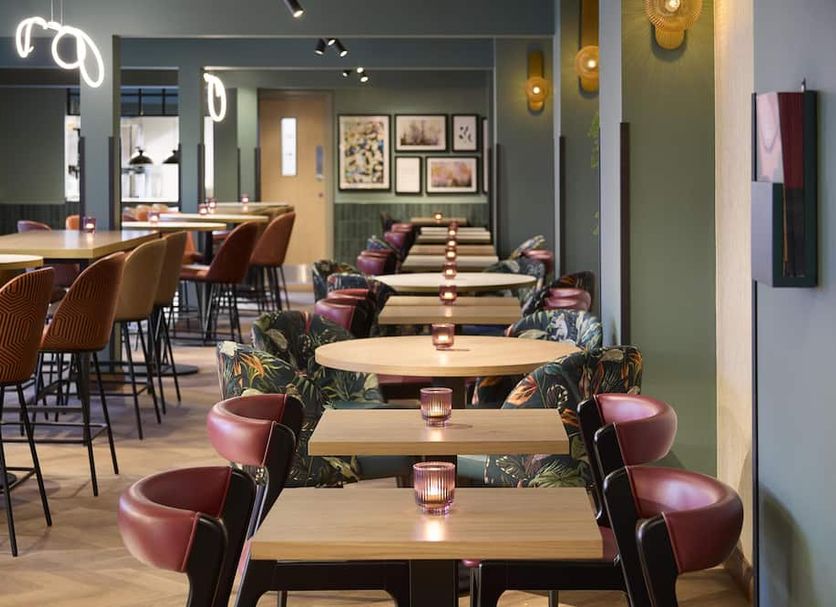 Restaurant Photo