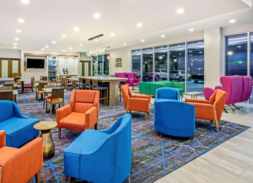 Lounge Photo