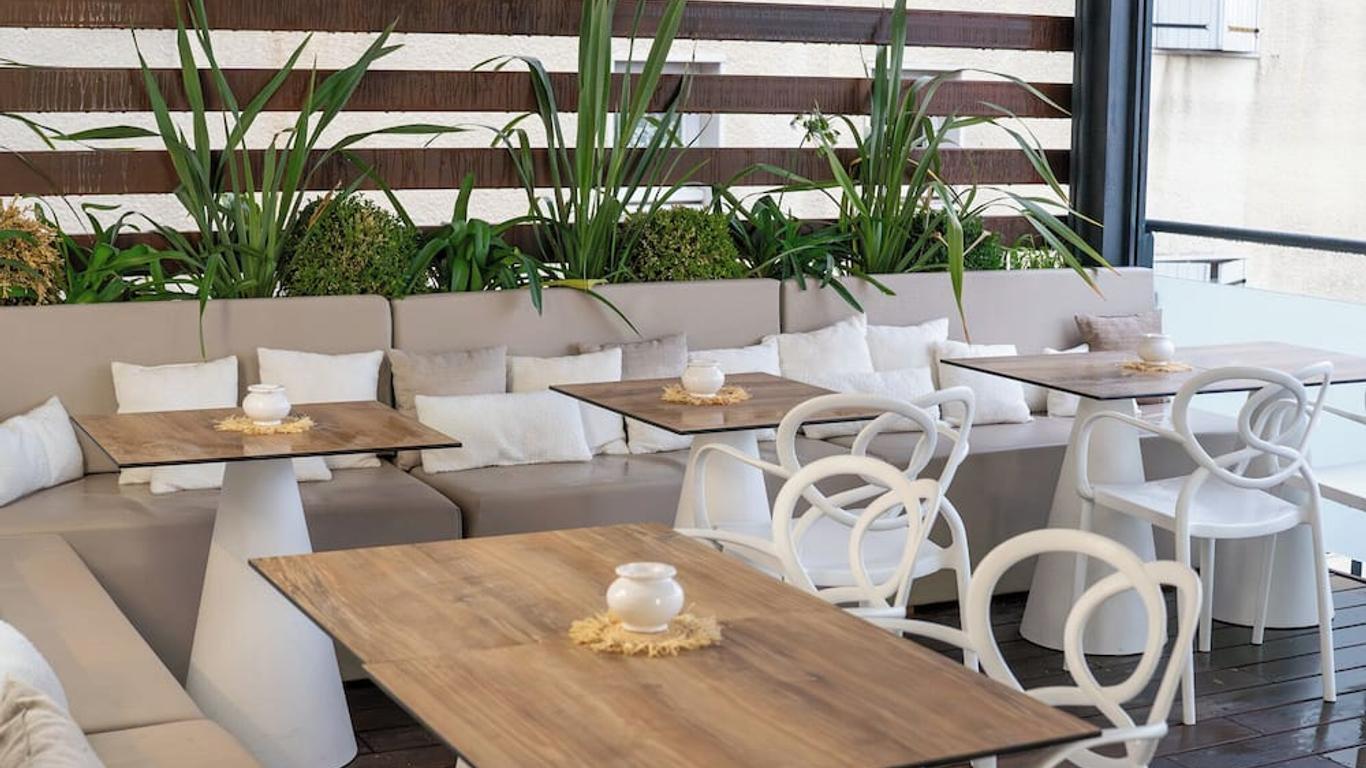 Hôtel - Restaurant La Caborne