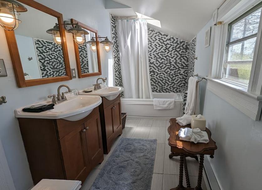 Bathroom Photo