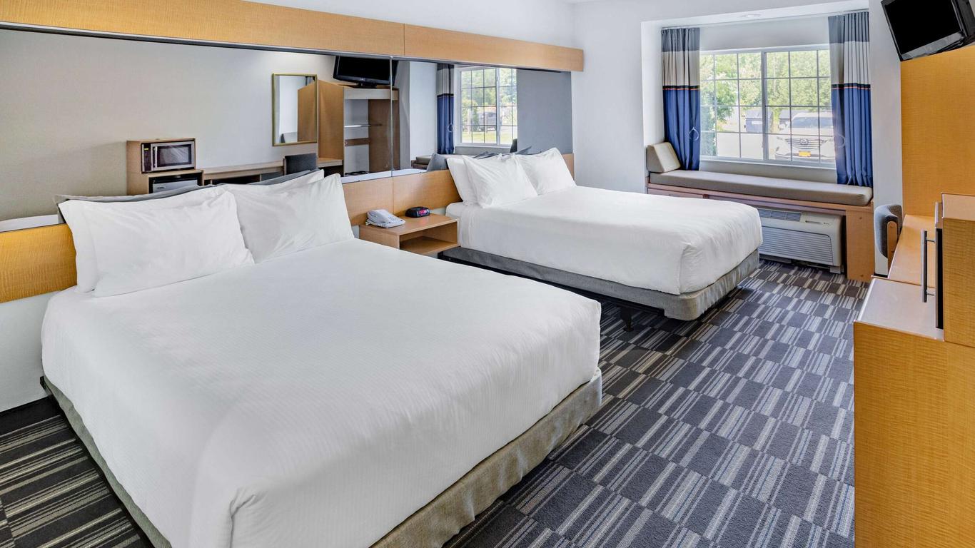 Microtel Inn & Suites by Wyndham Plattsburgh