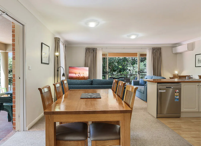 Dining room Photo