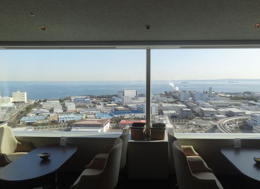 Yokohama Techno Tower Hotel in Yokohama lounge with floor-to-ceiling windows and bay city views