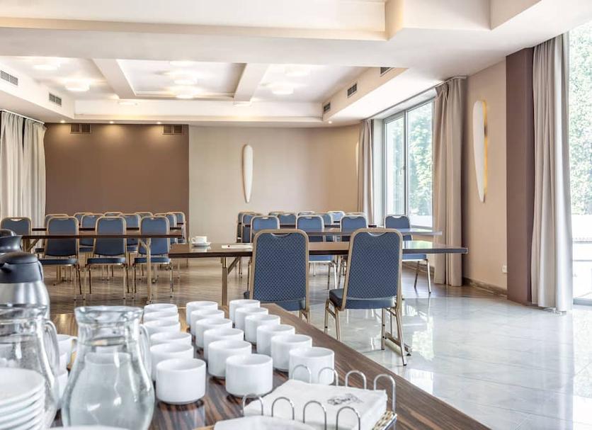 Conference room Photo