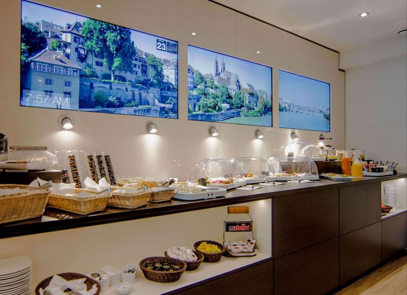 Buffet Photo