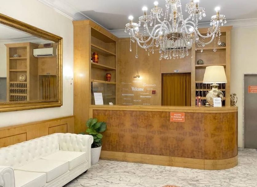 Front desk Photo
