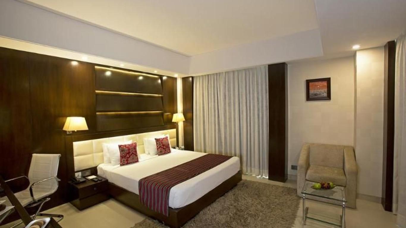 Udman Hotel Chattarpur