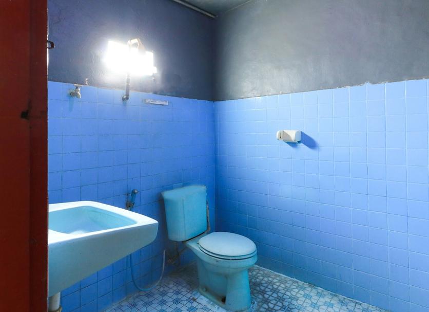 Bathroom Photo