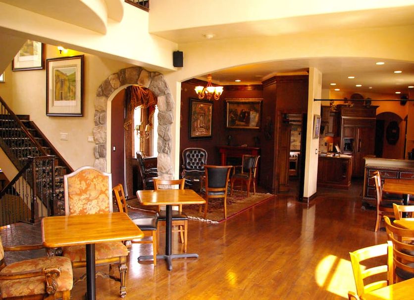 Bar Photo