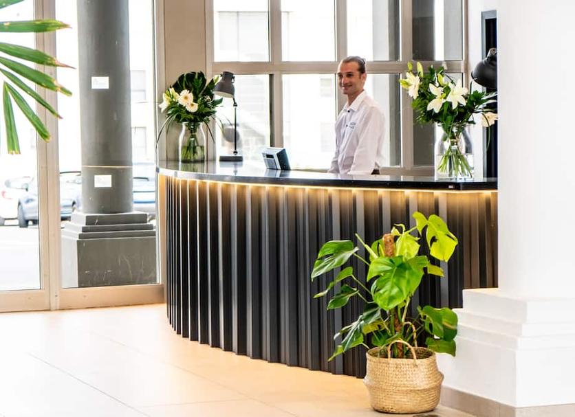 Front desk Photo