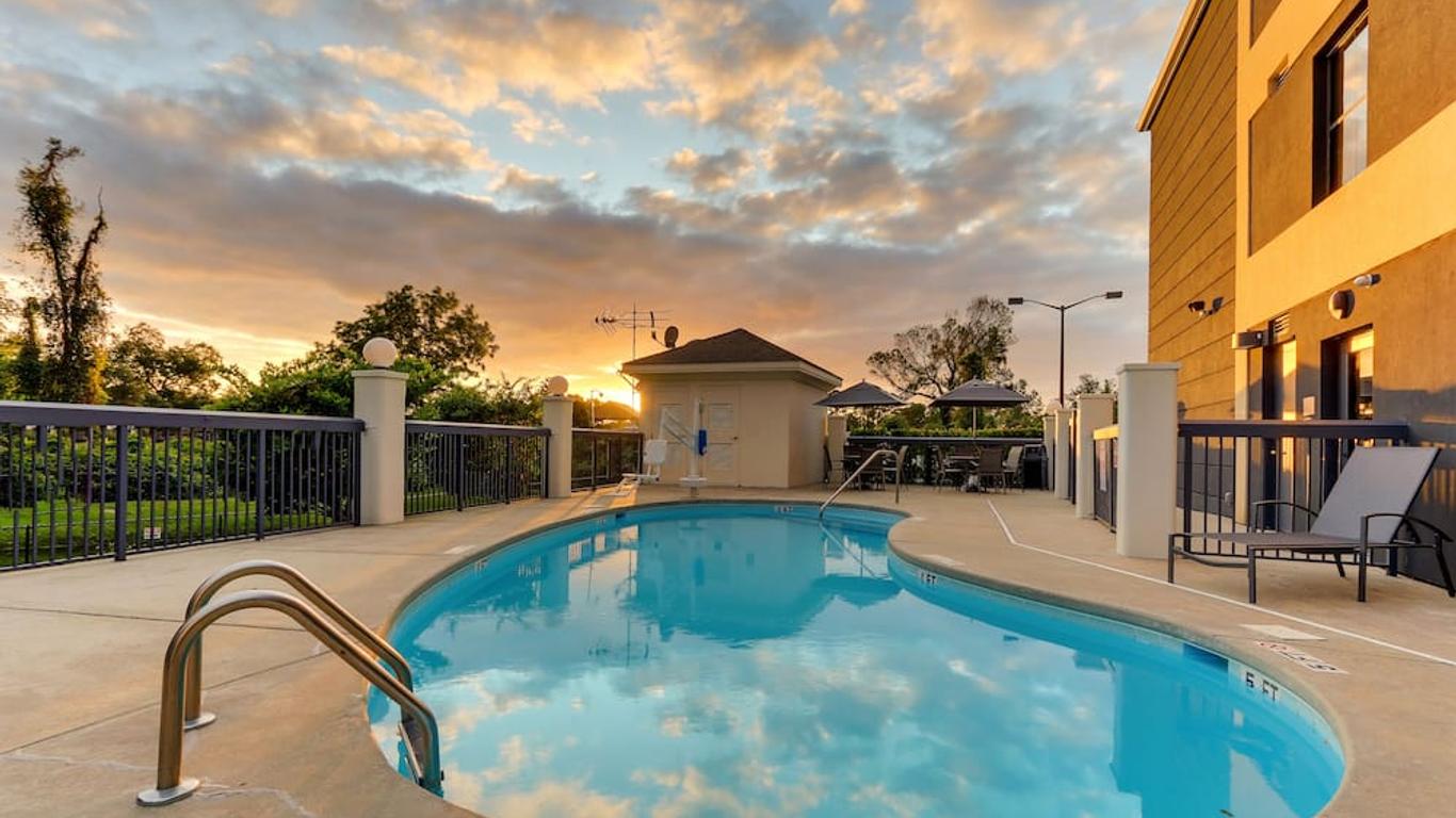 Fairfield Inn & Suites by Marriott Southport