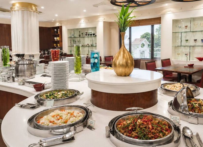Buffet Photo