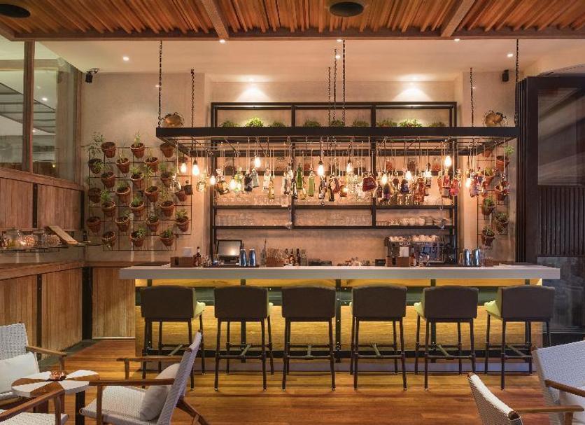 Bar Photo
