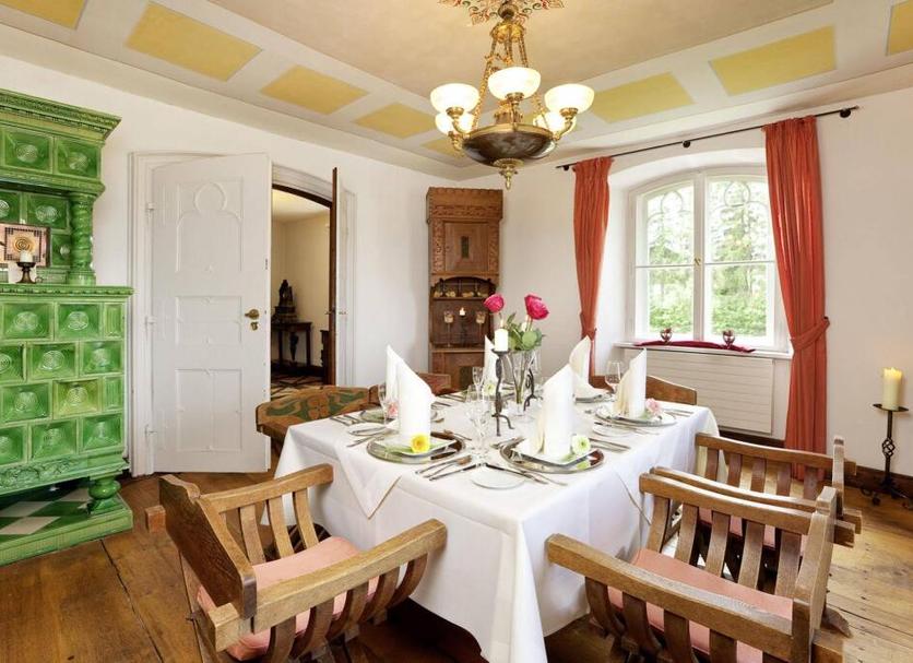 Dining room Photo