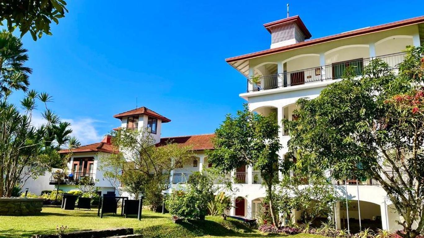 Elegant Hotel