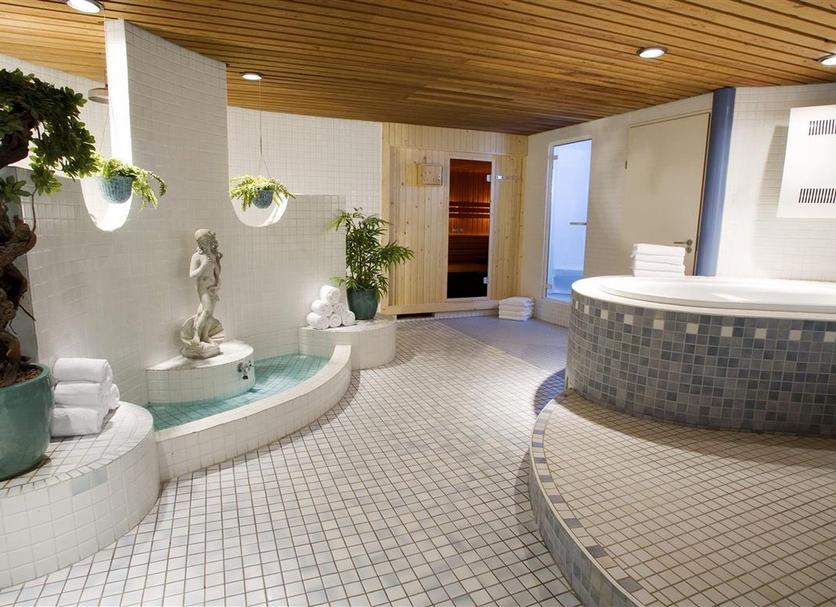 Spa Photo
