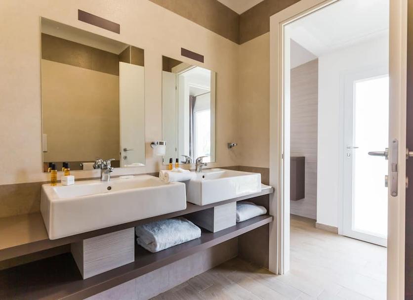 Bathroom Photo