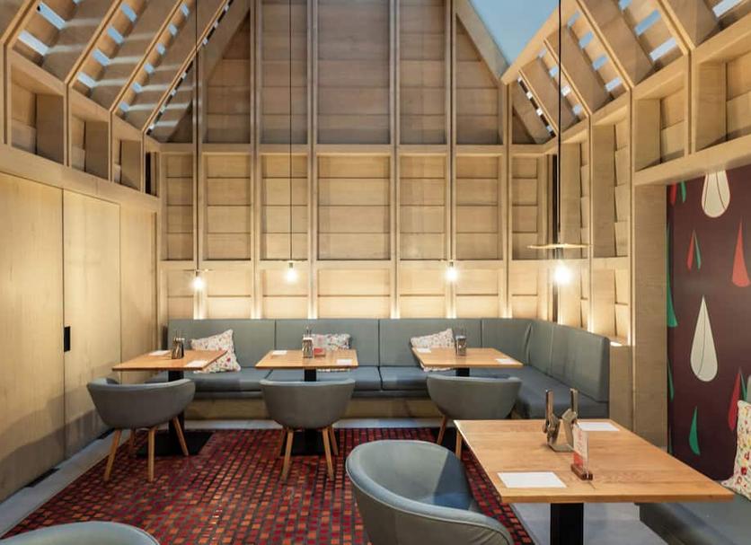 Restaurant Photo