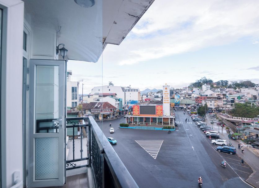 Balcony Photo