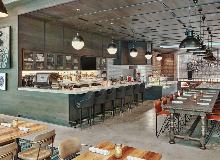 Restaurant Photo