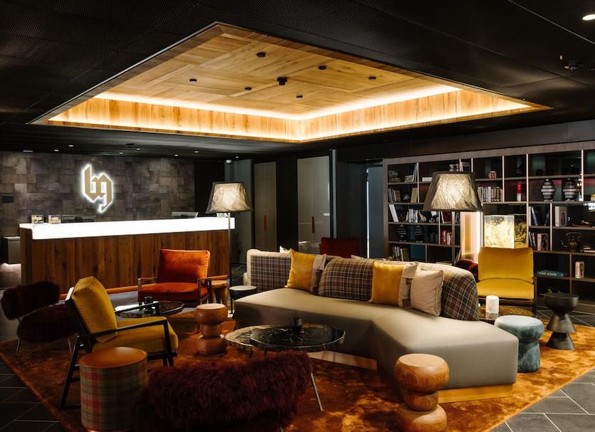 Lounge Photo