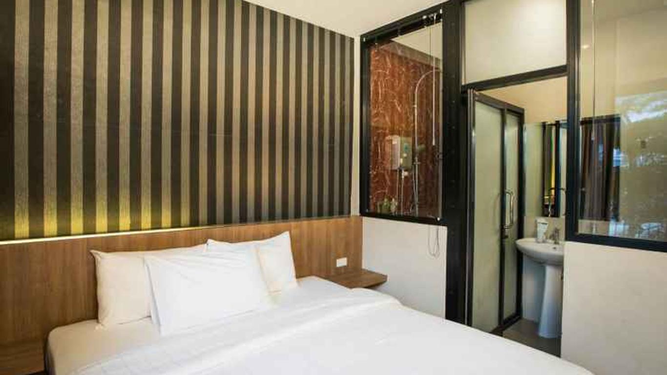 V Hotel Vajira