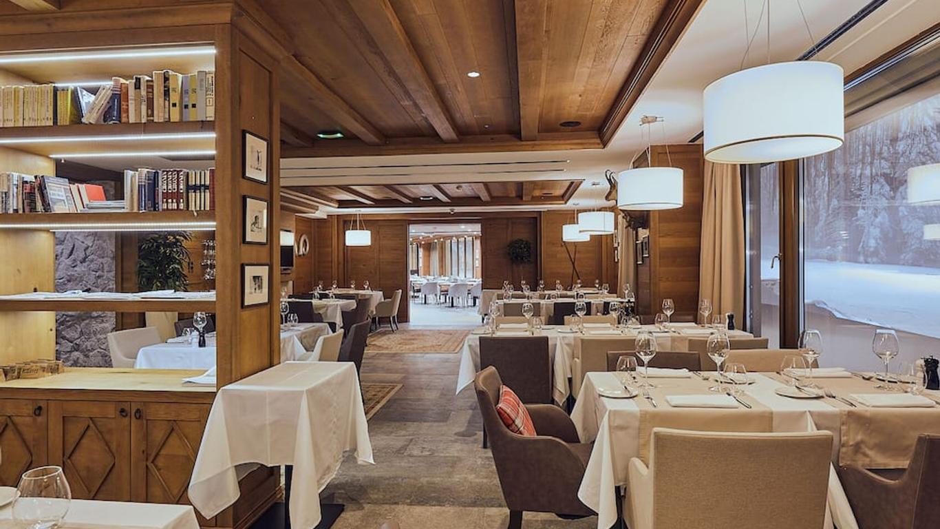 Grey Hotel Kopaonik