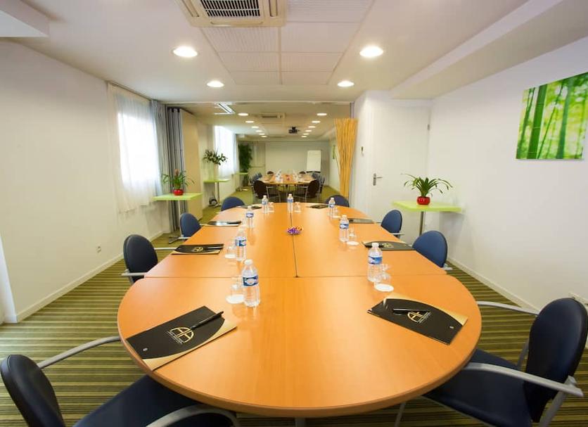 Conference room Photo