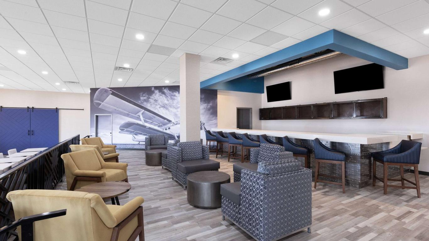 Wingate by Wyndham Wichita Airport