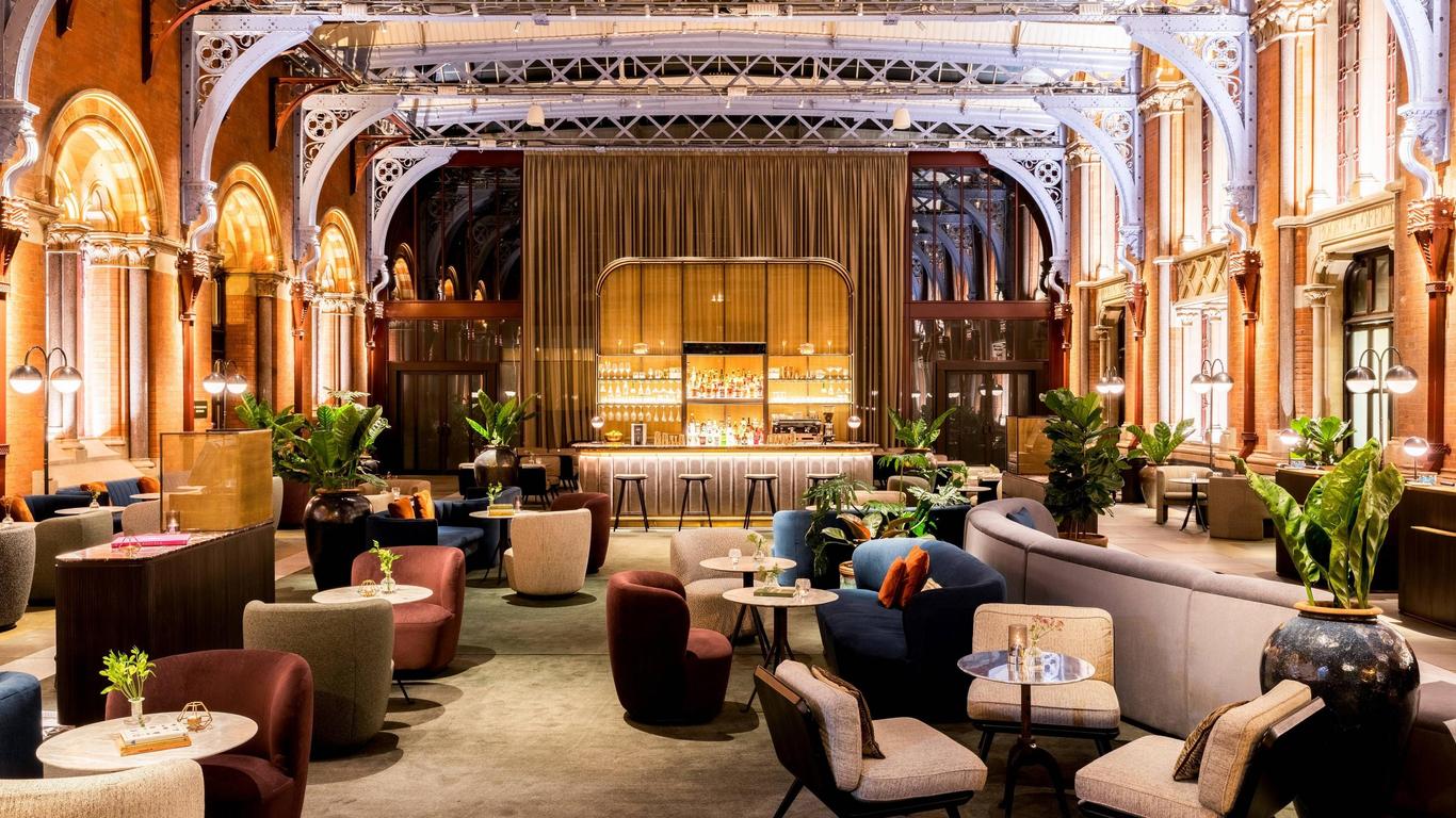 St. Pancras, London, Autograph Collection