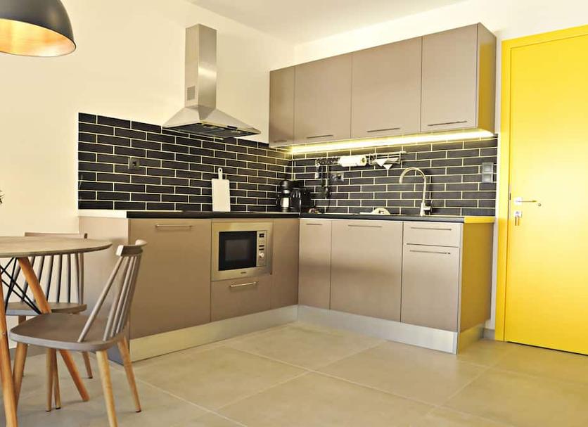 Kitchen Photo