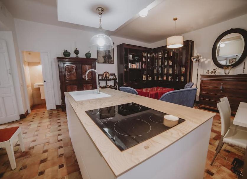 Kitchen Photo