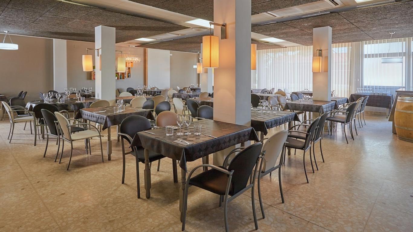 Hostal Nobadis