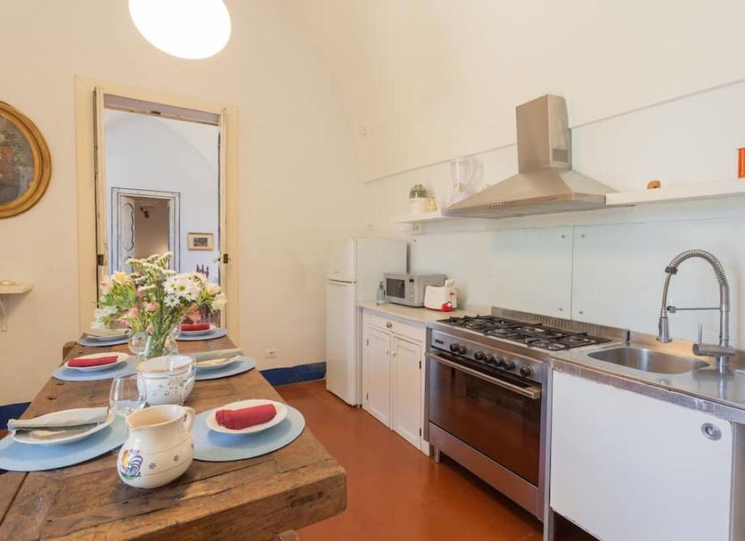 Kitchen Photo