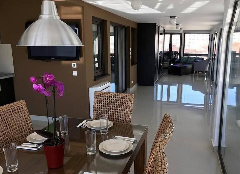 Dining room Photo