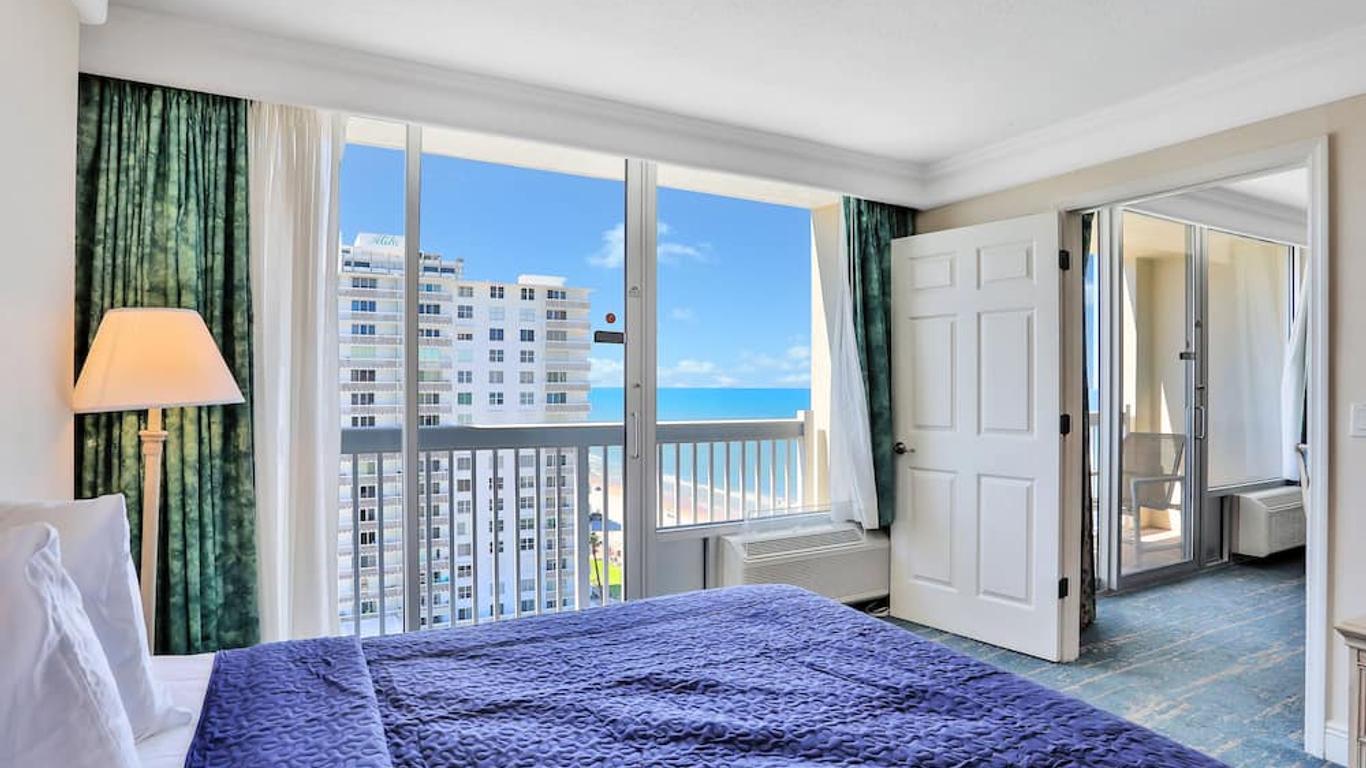 Casual 12th-floor condo with ocean view, gym & 5G WiFi
