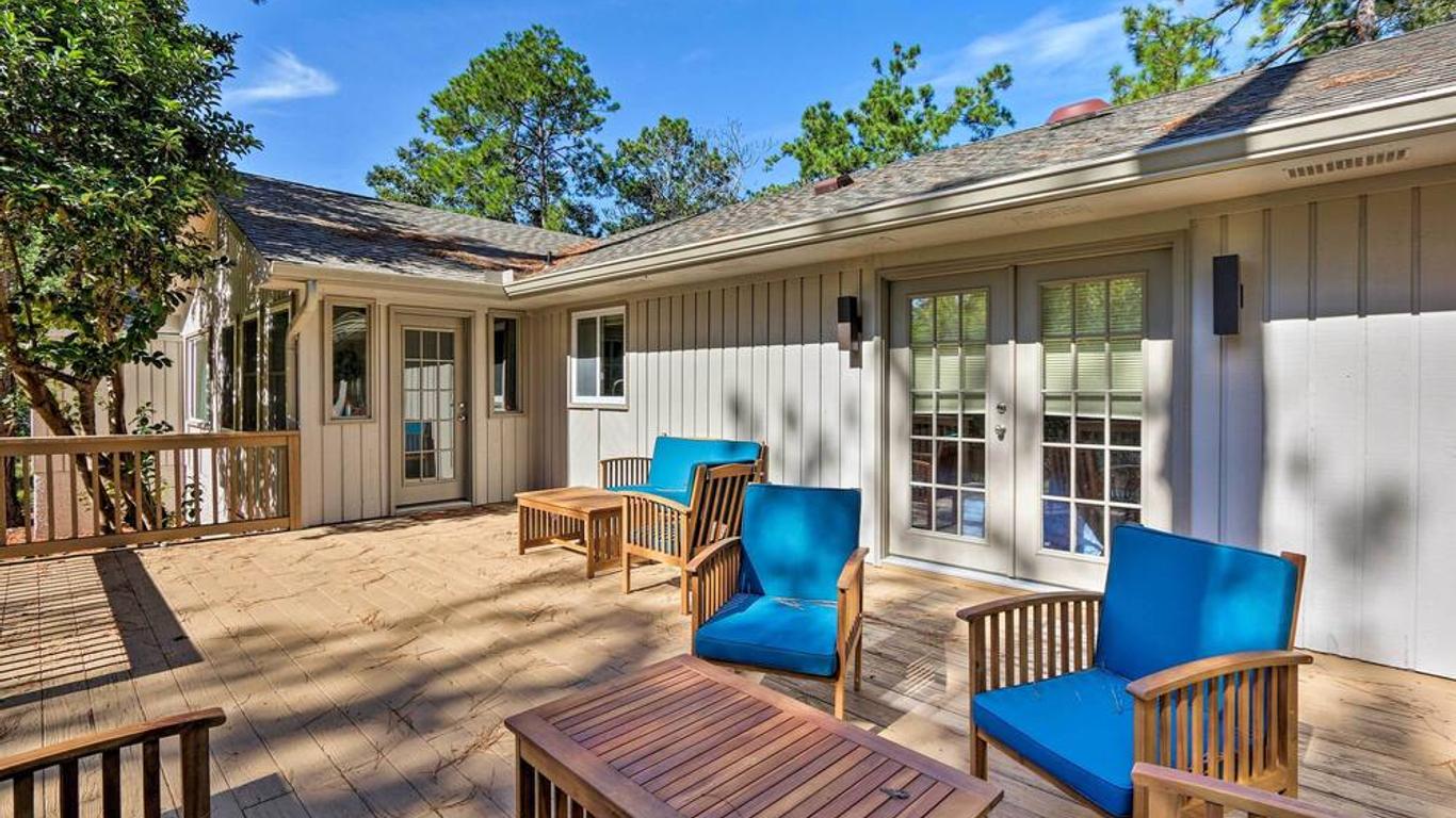 Sea Pines Resort Escape with Deck about 2 Mi to Beach!