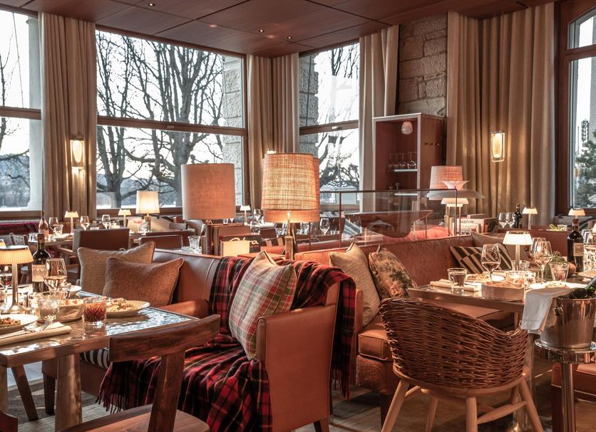 Restaurant Photo